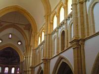 Paray-le-Monial - Basilique du Sacre-Coeur - Nef (4)